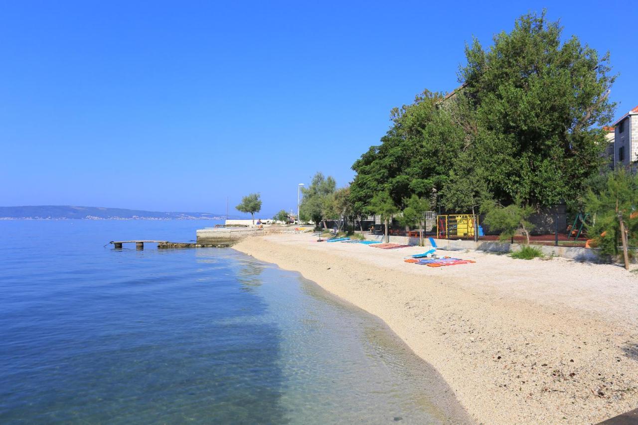 Family Friendly Apartments With A Swimming Pool Kastel Kambelovac, Kastela - 18117 Exterior photo